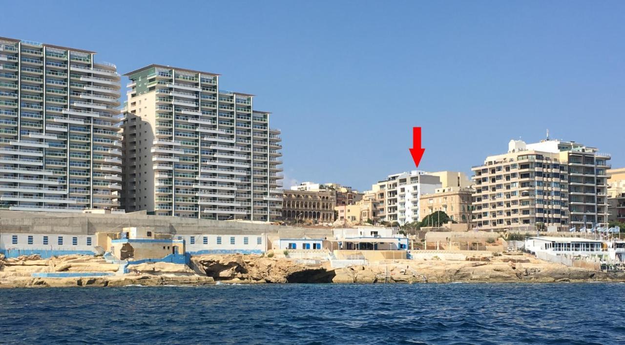 Apartment With Stunning Seaviews Sliema Bagian luar foto